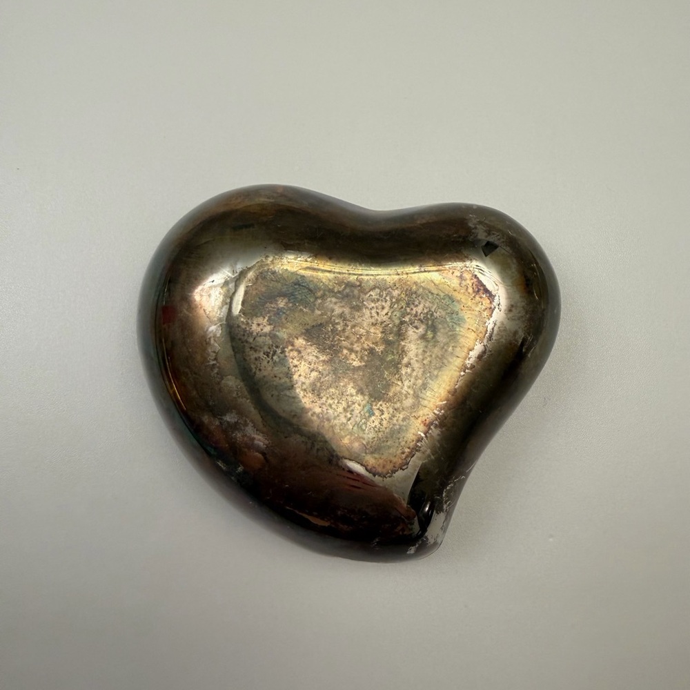 Melissa Iridescent Heart Trinket Box - Picture 3 of 8